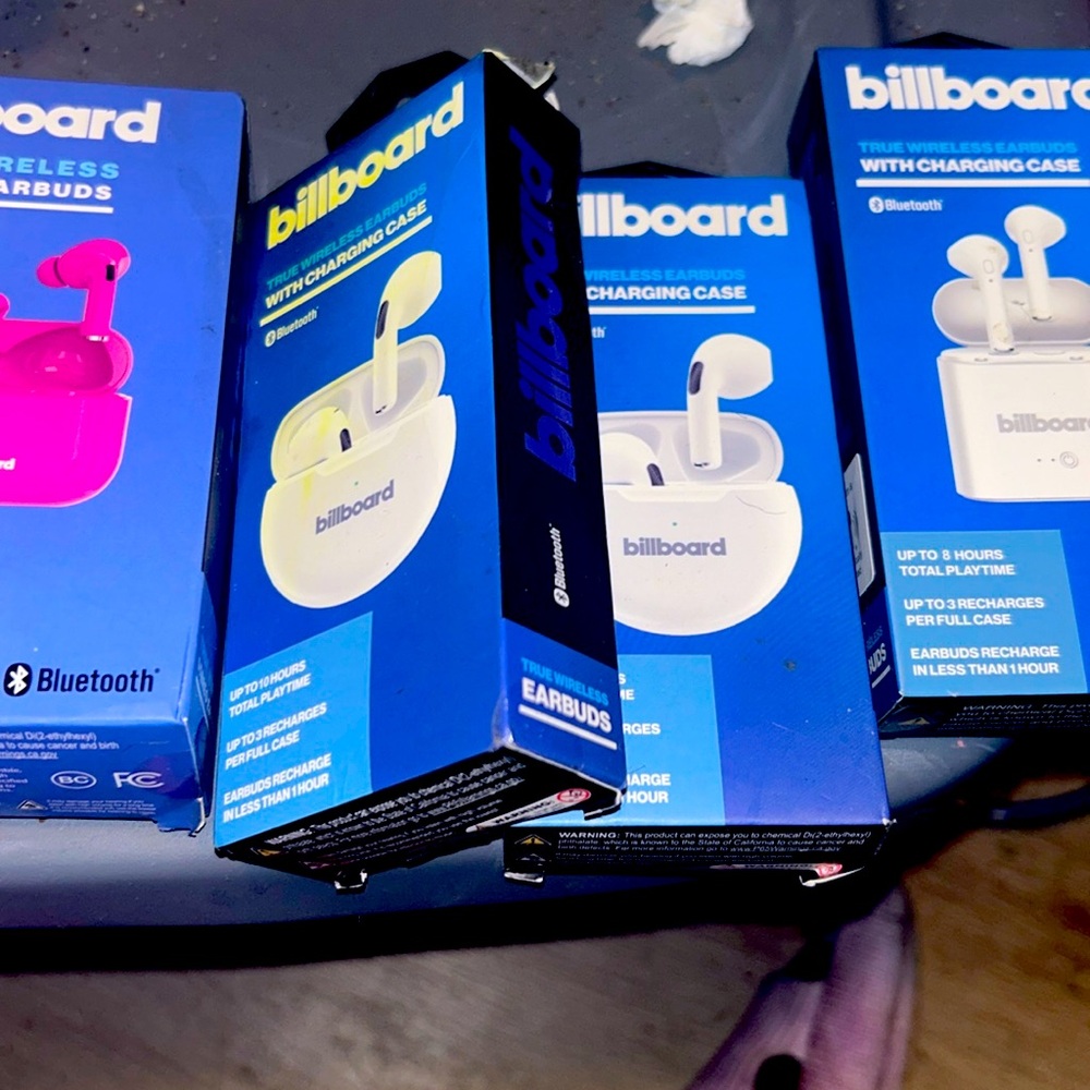 Billboard earbud bundle